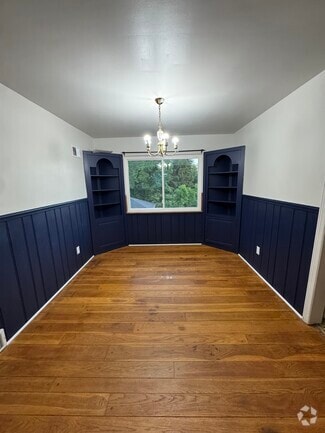 Building Photo - 3903 Kirkup Ave