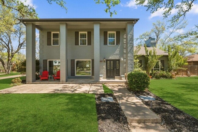 Building Photo - 10408 Loring Dr