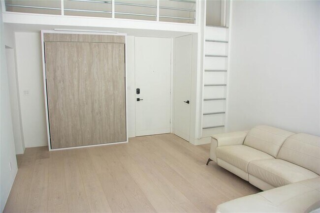 Foto del edificio - 4250 Galt Ocean Dr