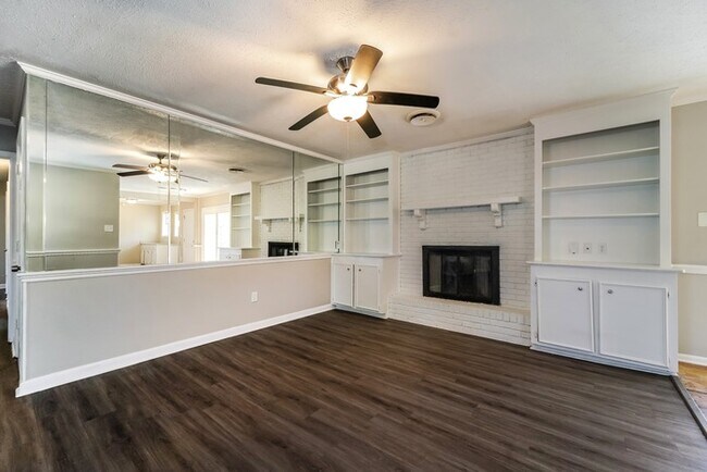 Building Photo - Beautiful 4 Bedroom in Jackson