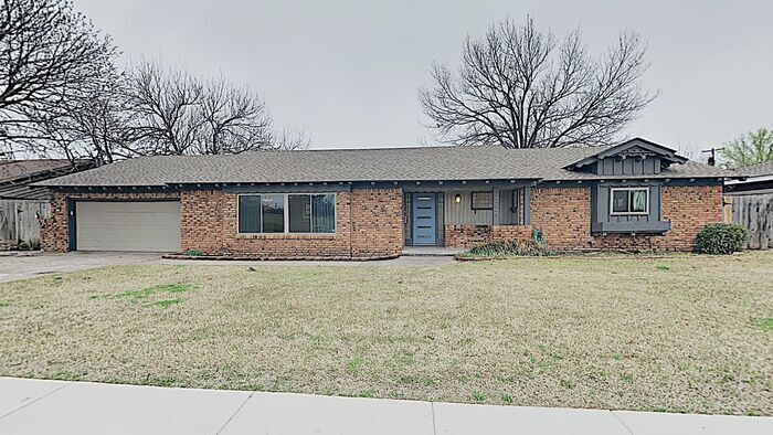 Foto principal - 6228 N Grand Blvd