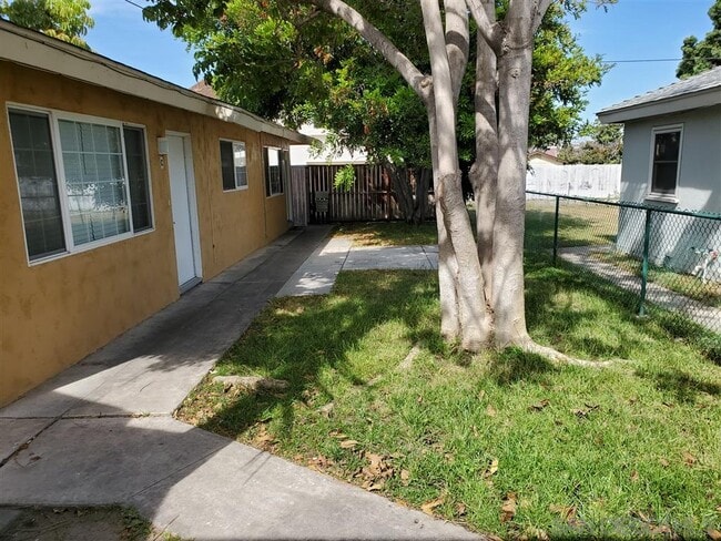 Building Photo - 520 Glover Ave