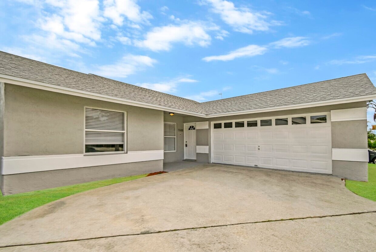 Primary Photo - 5588 Priscilla Ln