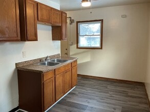 Building Photo - 5038 N 49th St