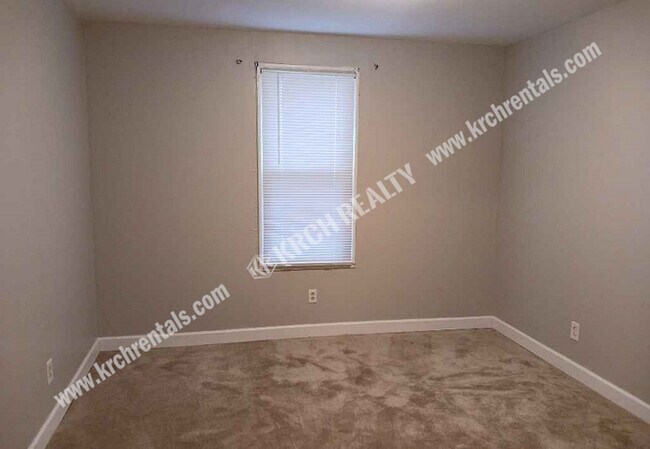 Building Photo - 2-Bed Spacious Home in Jennings