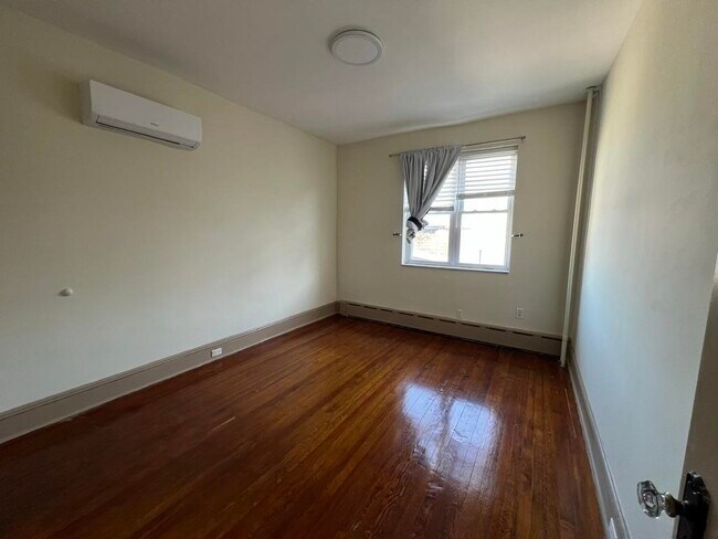 Foto del edificio - 598 67th St