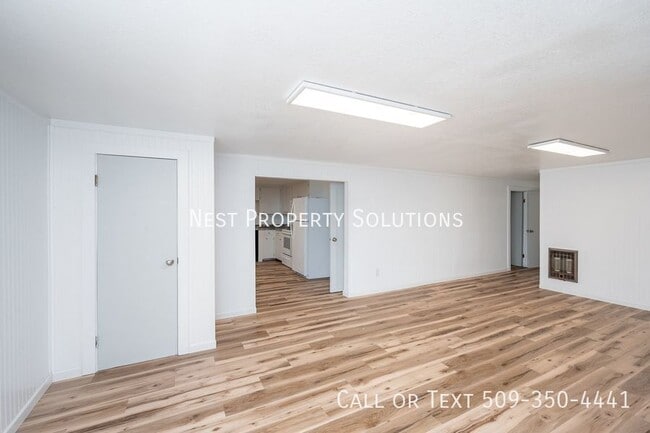 Foto del edificio - 1221 S Baker St