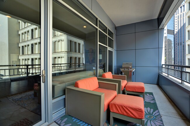 Foto del edificio - 301 Fifth Ave