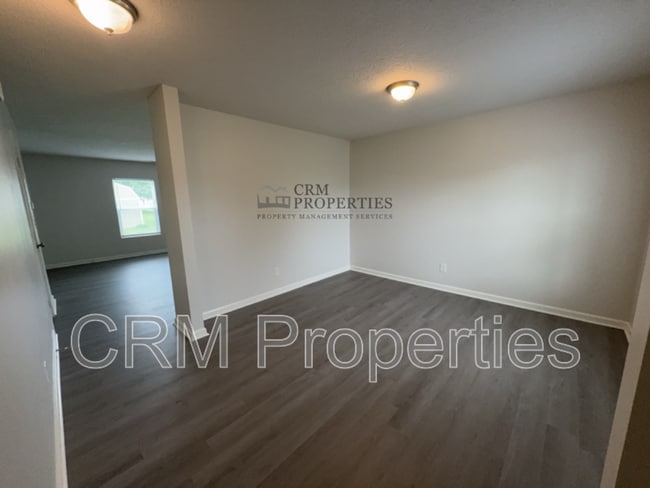 Building Photo - 211 Barr Ct