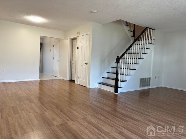 Building Photo - 87 Sassafras Ct