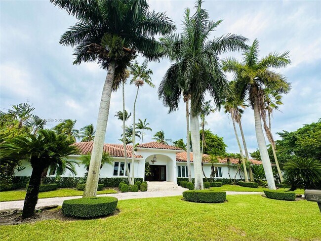 Foto del edificio - 575 Reinante Ave