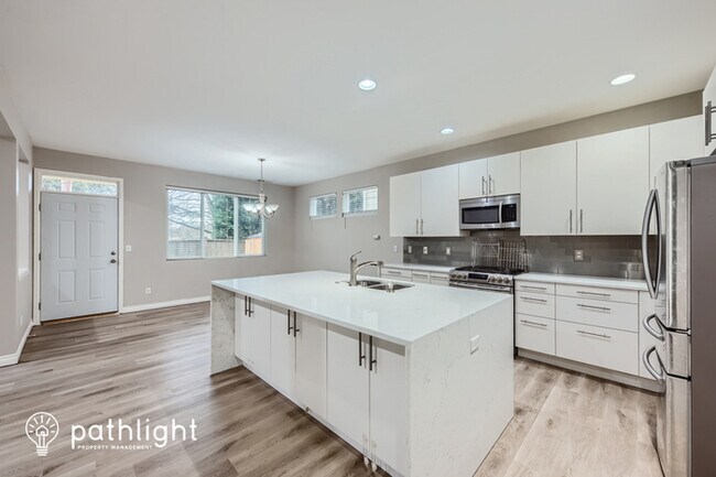 Foto del edificio - 3240 Destination Avenue E, Fife, WA, 98424