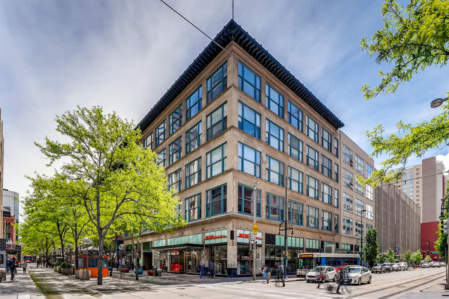 16th Street Mall - 720 16th St Mall