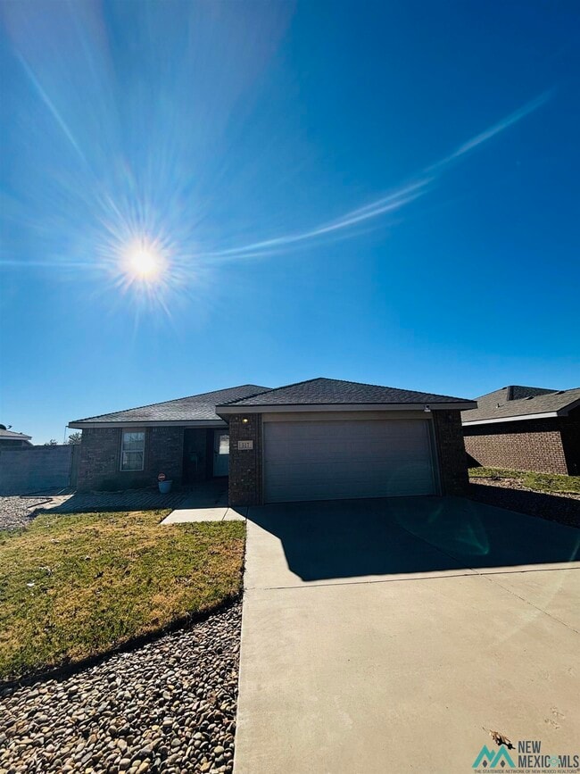 Building Photo - 517 Almond Tree Ln