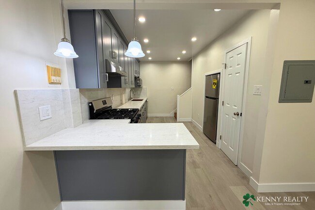 Foto del edificio - 1741 Ocean Ave