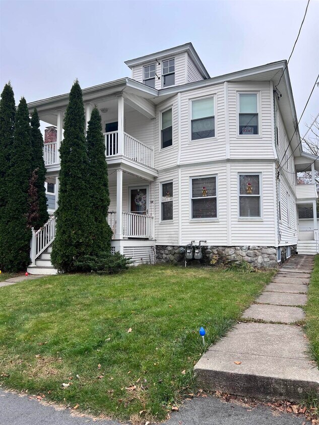 Primary Photo - 52 Lincoln St