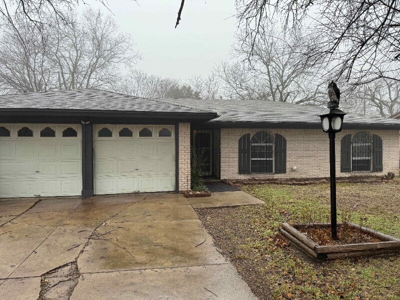 Foto principal - 503 Creek St