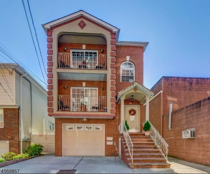 Primary Photo - 46 Central Ave