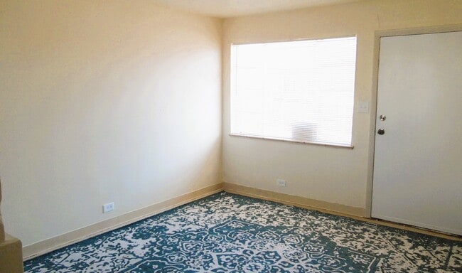 Entry to living room - 1929 S Elati St