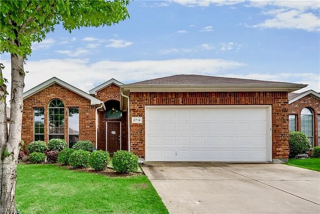 Front of the house - 2716 Twinflower Dr