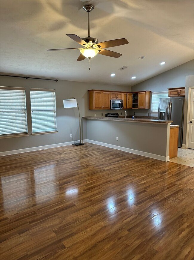 Photo - 3/2 Updated with Fenced Yard House