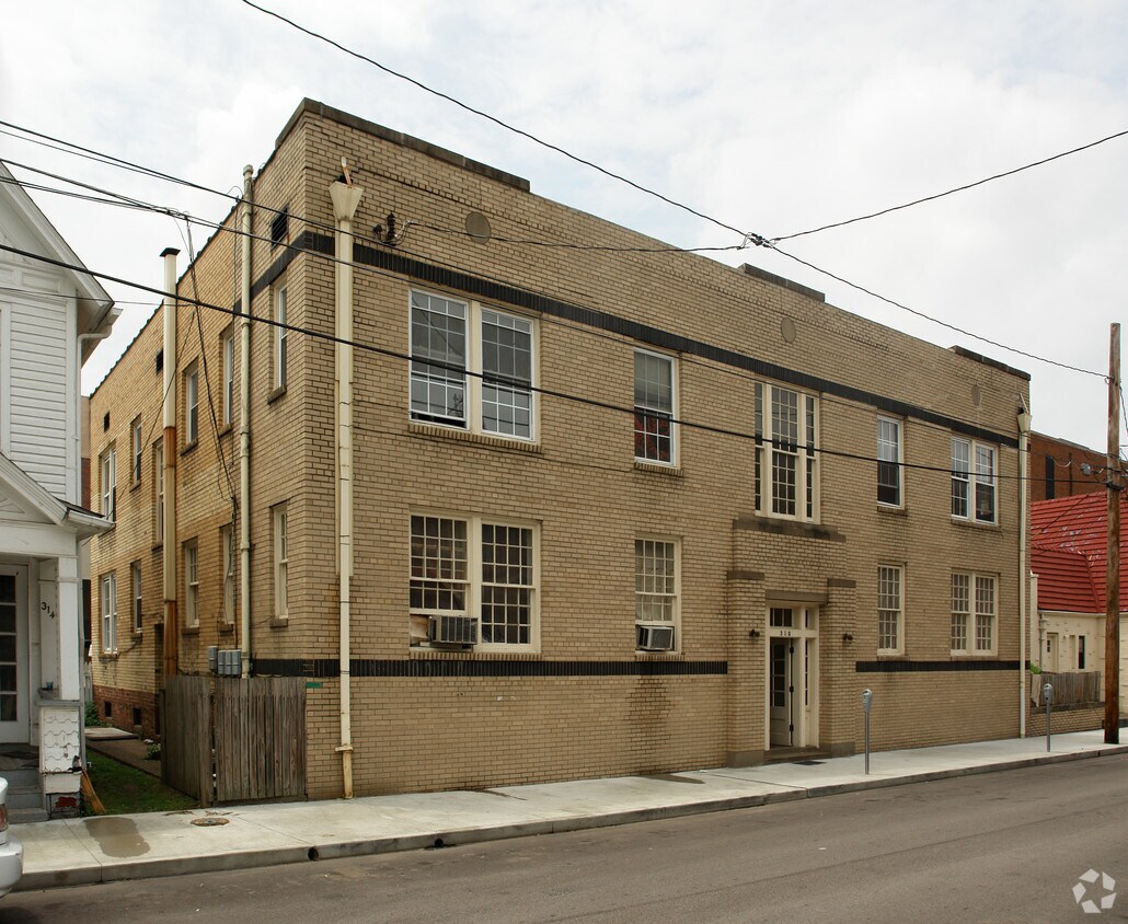 Foto del edificio - 310 9 1/2 St