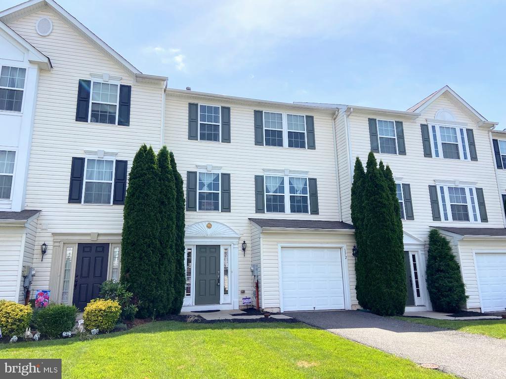 Foto principal - 172 S Savanna Dr