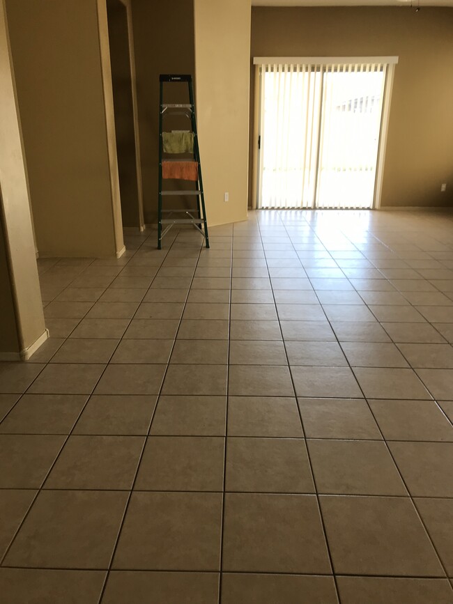 Foto del edificio - 7413 W Williams St