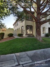 Building Photo - 202 Winterport St