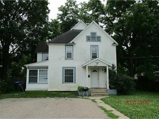 Foto del edificio - 1027 E. Main