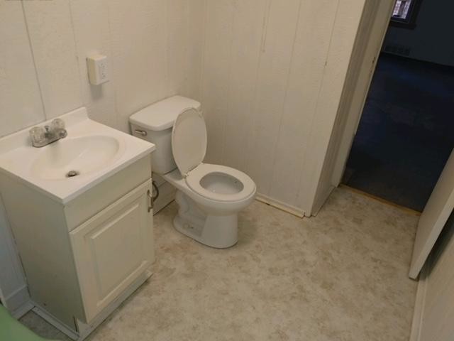 Foto del edificio - 513-513 Wetmore St