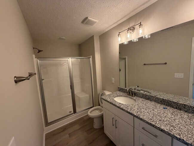 Foto del edificio - Newly Built 3 Bed 2.5 Bath Townhome in Tullahoma