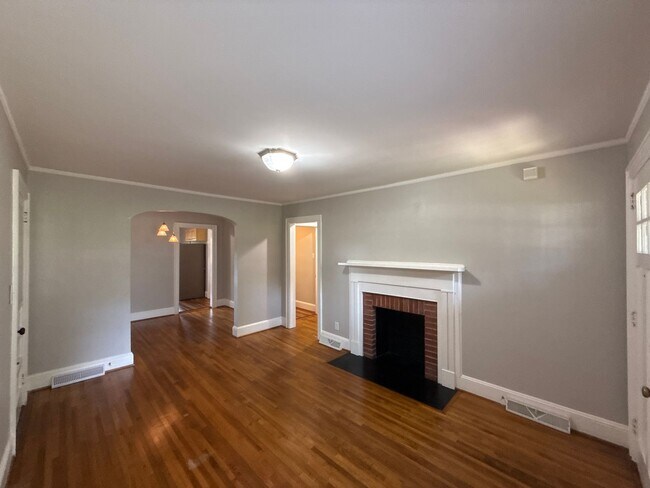 Foto del edificio - 4908 Elder Ave