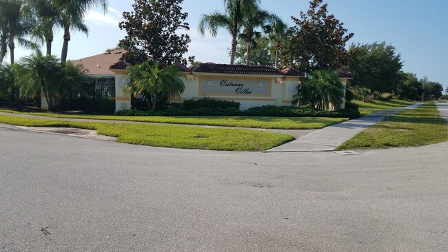 Building Photo - 2/2 Lehigh in Vistana Villas $500.00 Off First Month