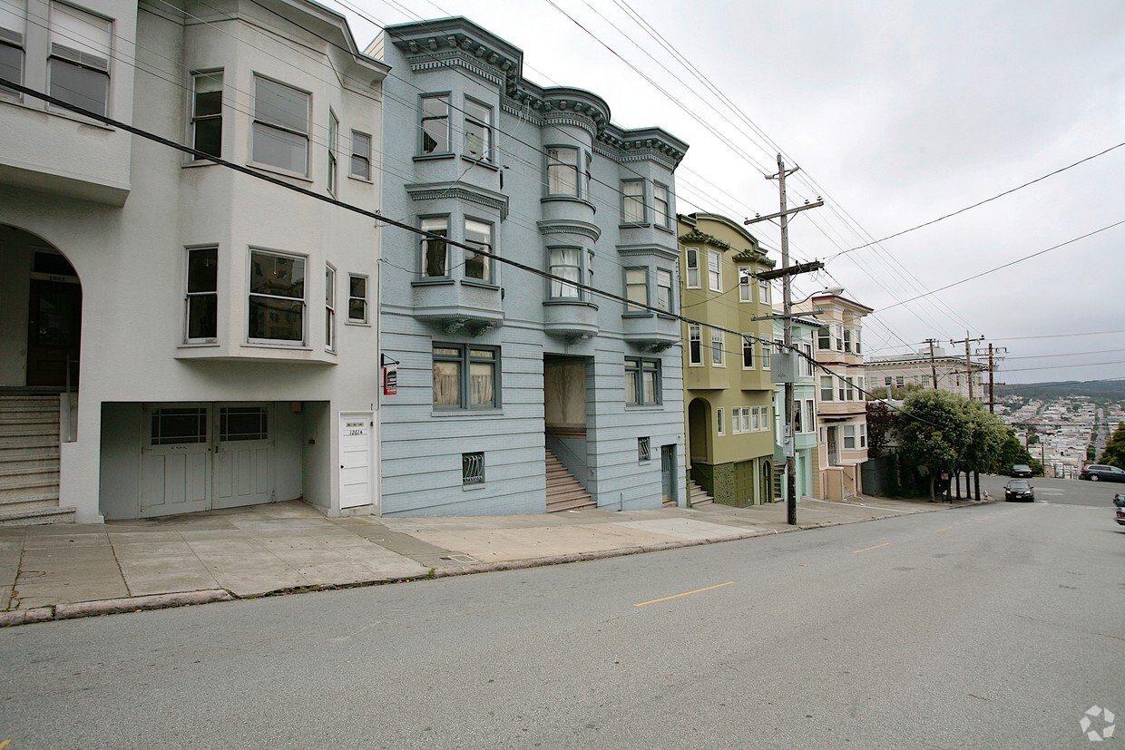 Building Photo - 1267 Filbert St