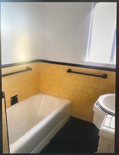 Foto del edificio - 1836 W 73rd St