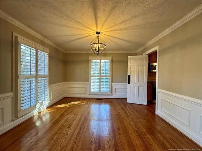 Foto del edificio - 2723 Huntington Rd