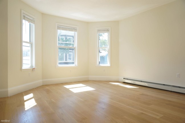 Building Photo - 3 br, 2 bath  - 319 Columbia St