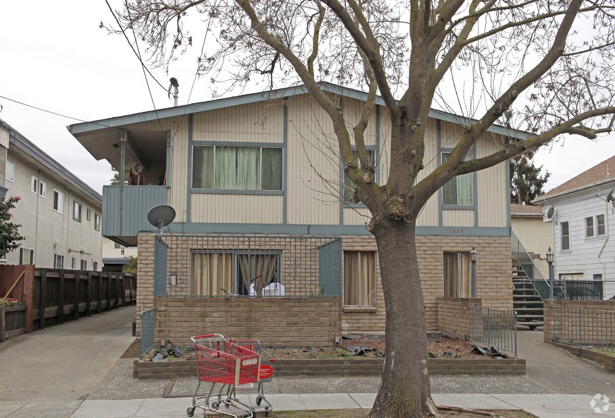 Foto del edificio - 2040 Buena Vista Ave