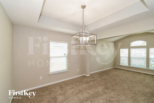 Building Photo - 15612 Mason Lakes Dr