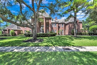 Building Photo - 21410 Ganton Dr