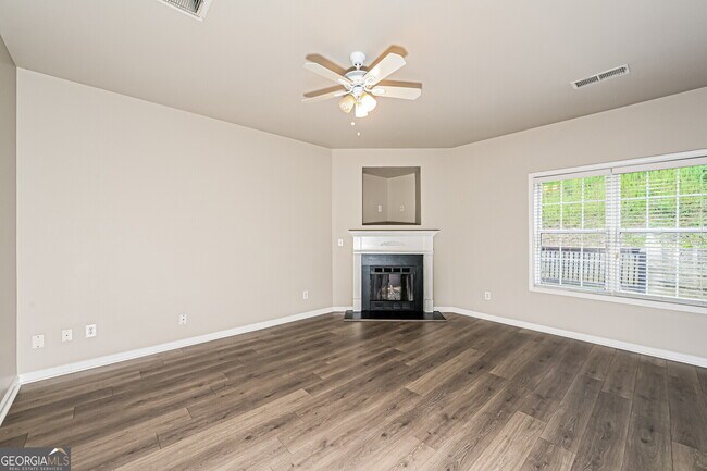 Foto del edificio - 3013 Grace Ct