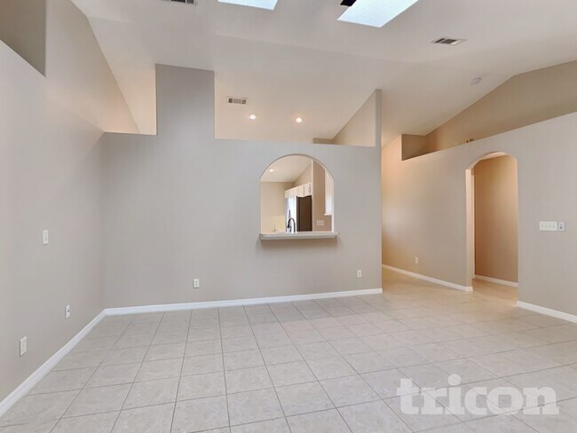 Foto del edificio - 95 Putter Dr