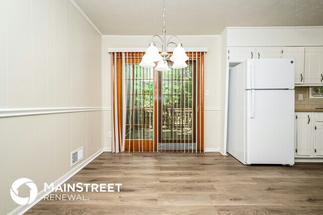 Foto del edificio - 5762 Northspring Dr