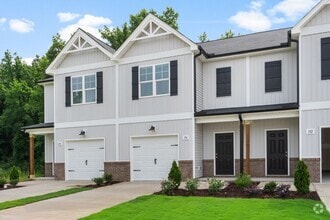 Building Photo - 200 Cowlily Ct