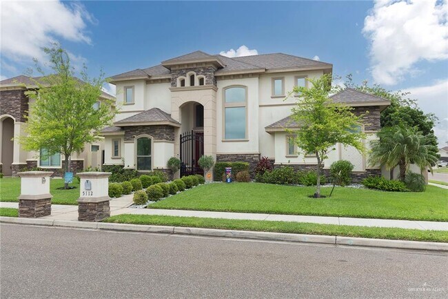 Building Photo - 5112 Nevis Dr