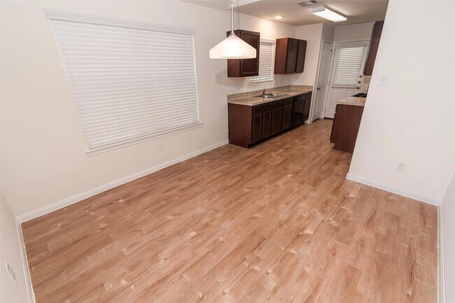 Foto del edificio - 13338 Ella View Lane