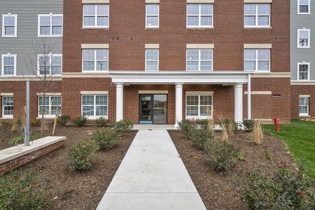 Building Photo - Gordon Crossing Market Rate Units