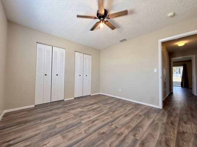 Building Photo - 350 Winter Ridge Blvd