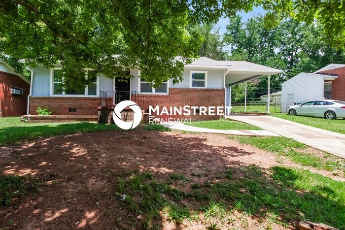 Foto principal - 3 Bedroom Pet-Friendly Home in Charlotte, ...